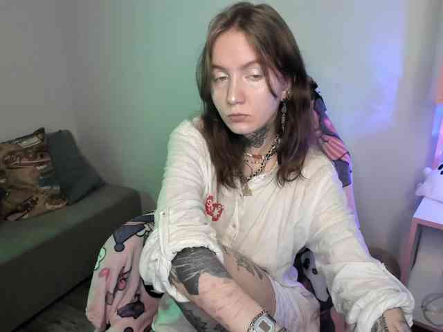 Mary-Xextra webcam
