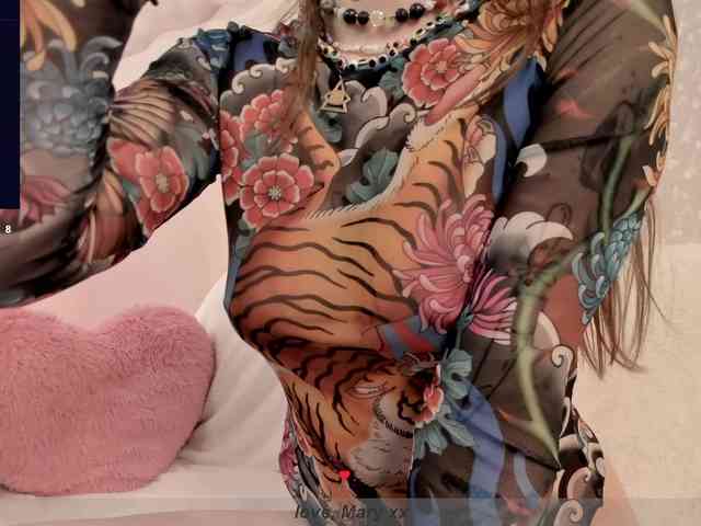 Mary-Xextra Mary-Xextra