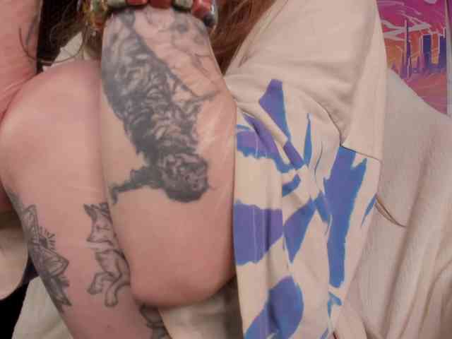 Mary-Xextra Mary-Xextra