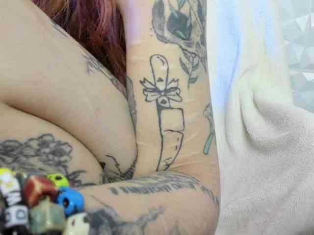 Mary-Xextra webcam