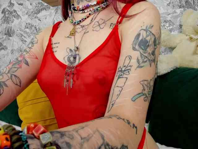 Mary-Xextra webcam