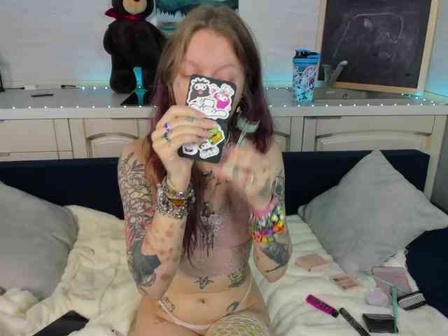Mary-Xextra webcam