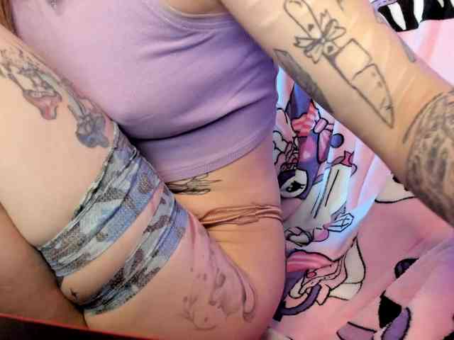 Mary-Xextra webcam