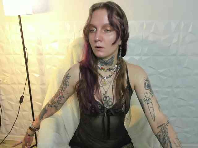 Mary-Xextra webcam