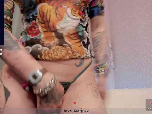 Mary-Xextra Mary-Xextra