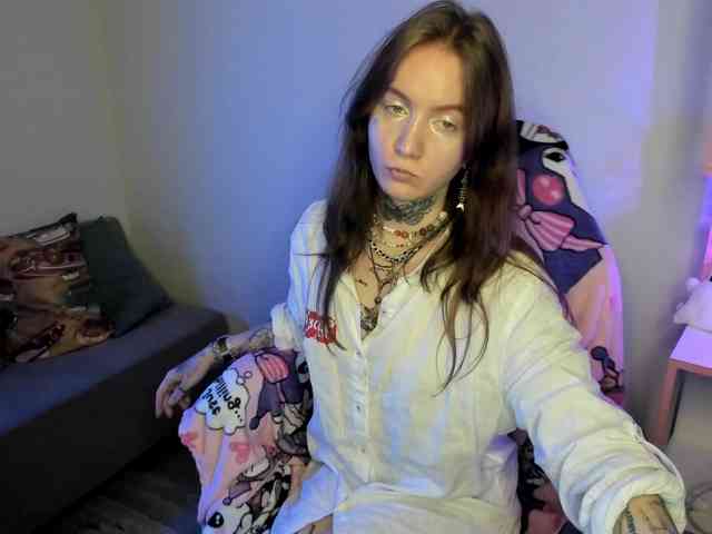 Mary-Xextra webcam