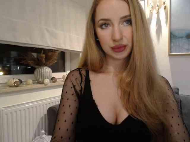 JulietteGlow webcam