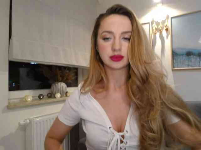 JulietteGlow webcam