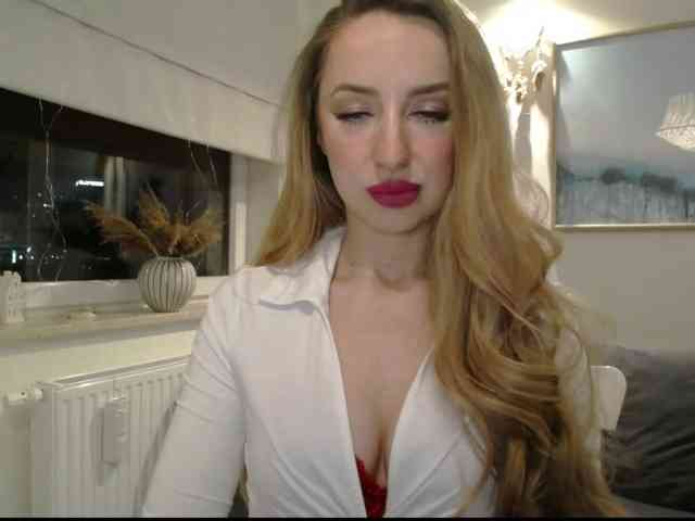 JulietteGlow webcam