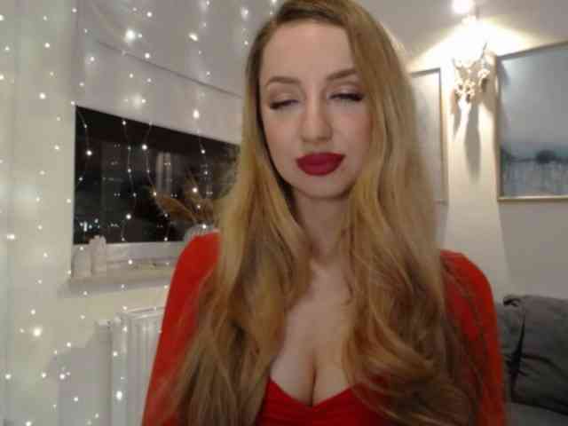 JulietteGlow webcam