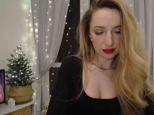 JulietteGlow webcam