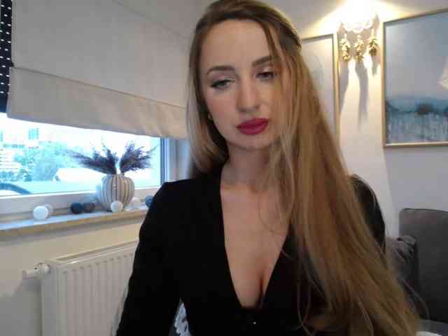 JulietteGlow webcam