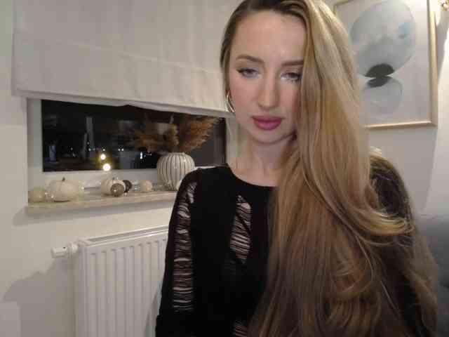 JulietteGlow bongacams