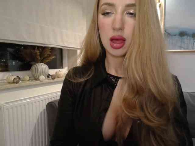 JulietteGlow webcam