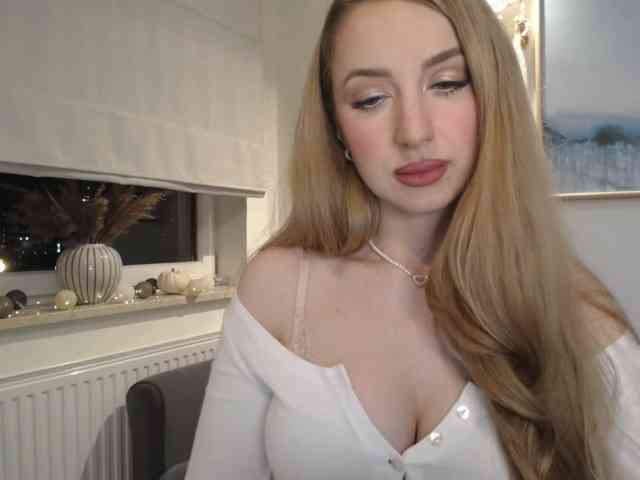 JulietteGlow webcam