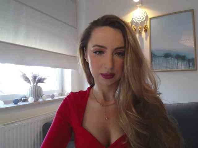 JulietteGlow webcam