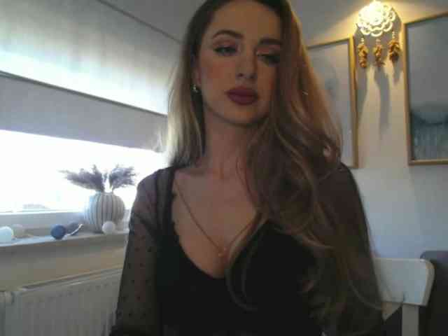 JulietteGlow webcam