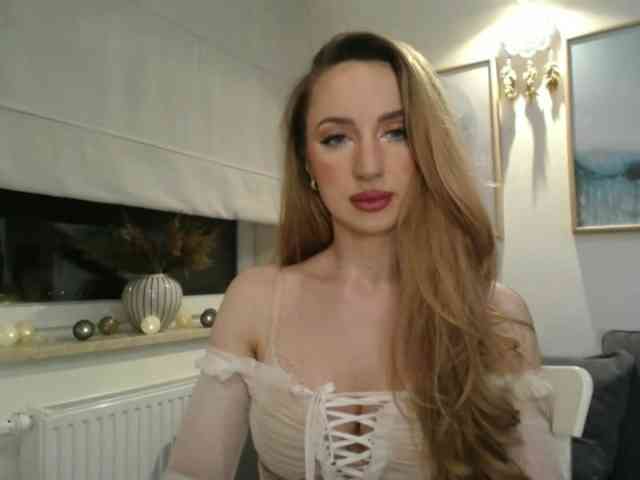 JulietteGlow webcam