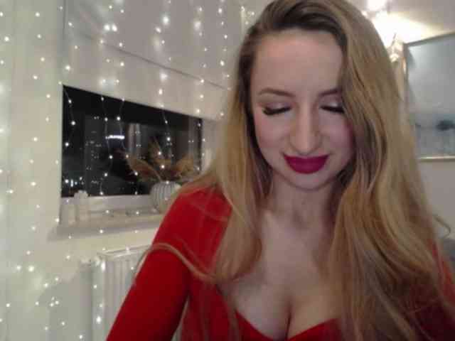 JulietteGlow webcam