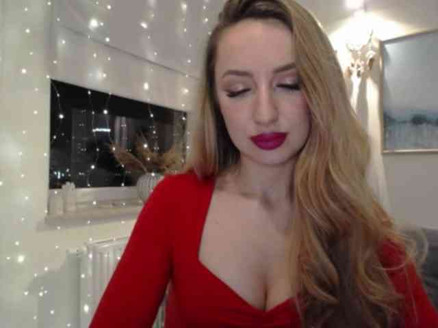 JulietteGlow webcam