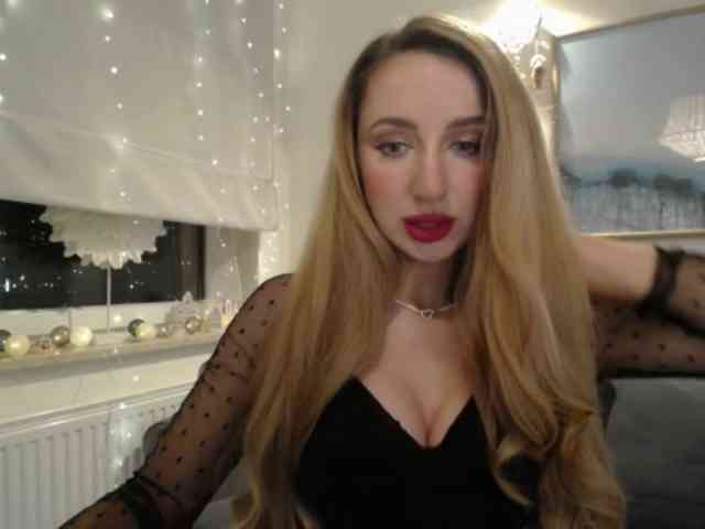 JulietteGlow webcam