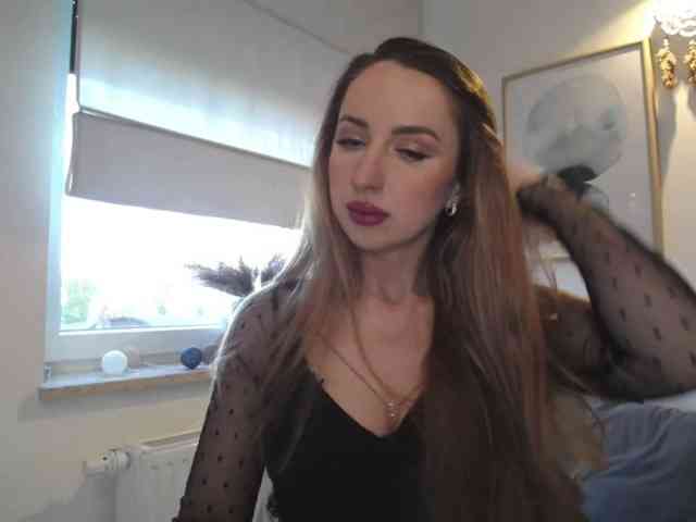 JulietteGlow webcam