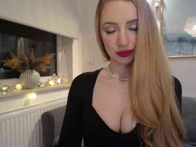 JulietteGlow webcam