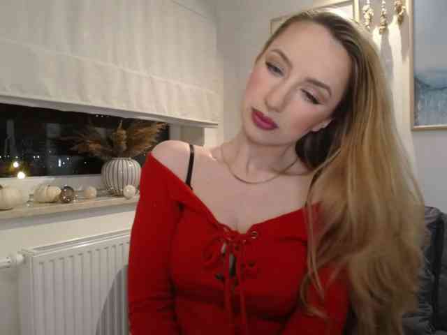 JulietteGlow webcam