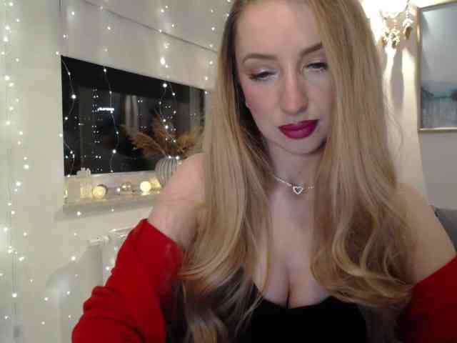 JulietteGlow webcam