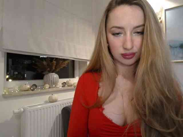 JulietteGlow webcam