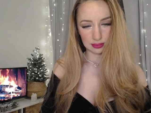 JulietteGlow webcam