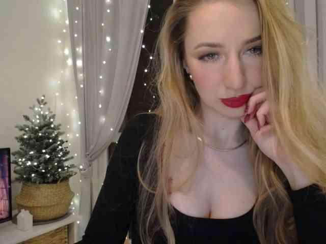JulietteGlow webcam