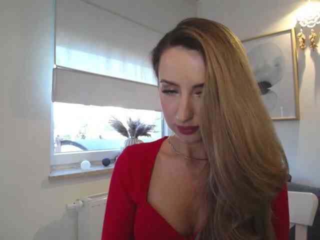 JulietteGlow webcam
