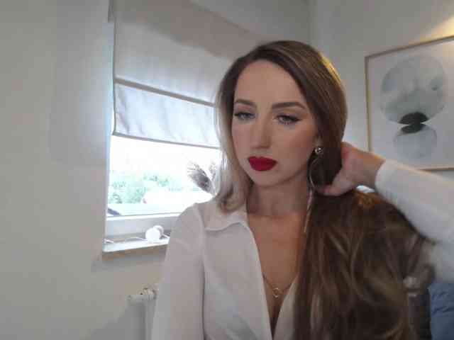 JulietteGlow webcam