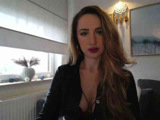 JulietteGlow webcam
