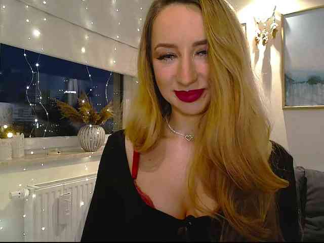 JulietteGlow webcam