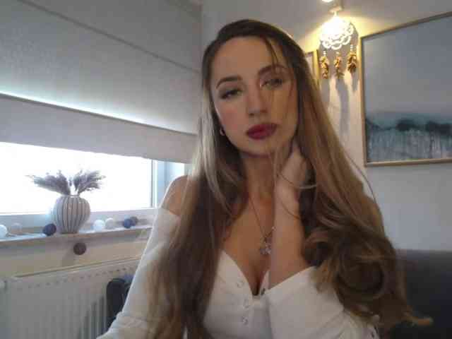 JulietteGlow webcam