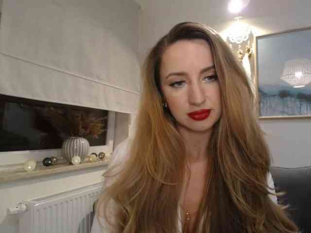 JulietteGlow webcam