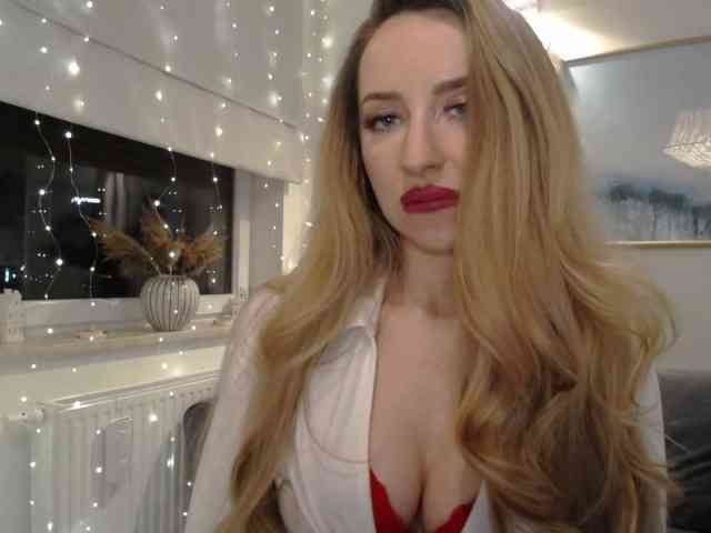 JulietteGlow webcam