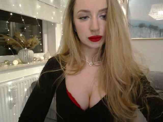 JulietteGlow webcam