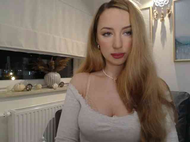 JulietteGlow webcam