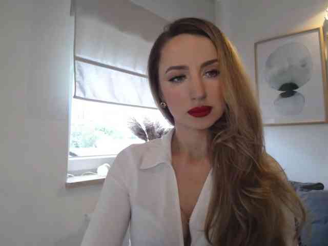 JulietteGlow webcam