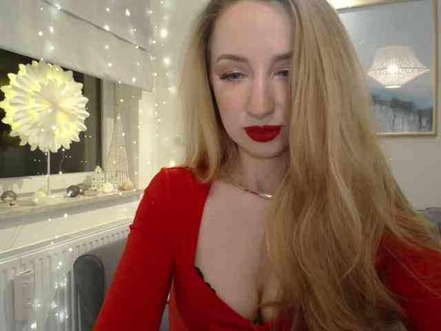JulietteGlow webcam