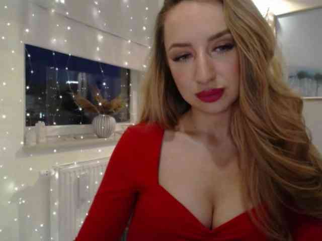JulietteGlow webcam