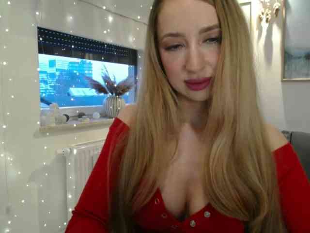 JulietteGlow webcam