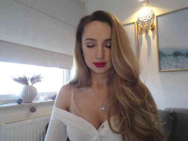 JulietteGlow webcam