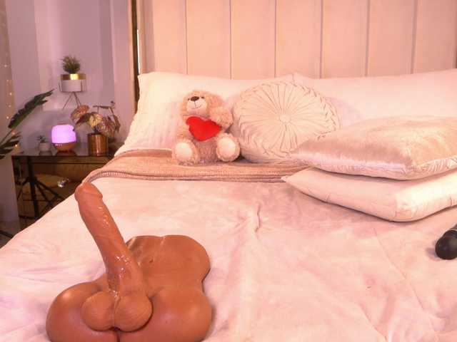  Saryhott chat room