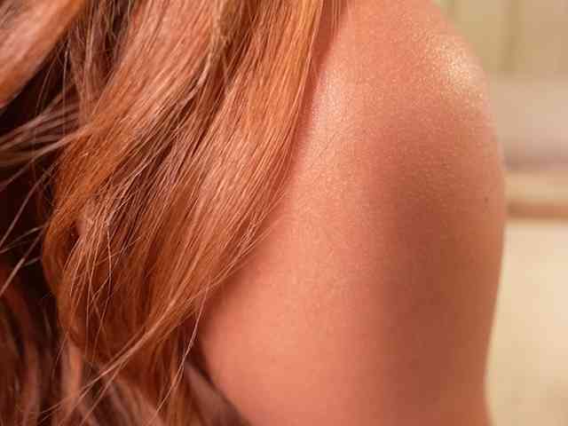 Saryhott Live Webcam on BongaCams