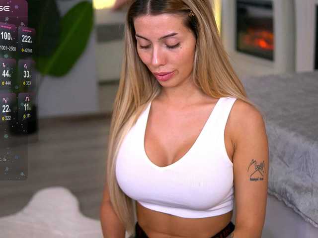 AudreyZanne webcam