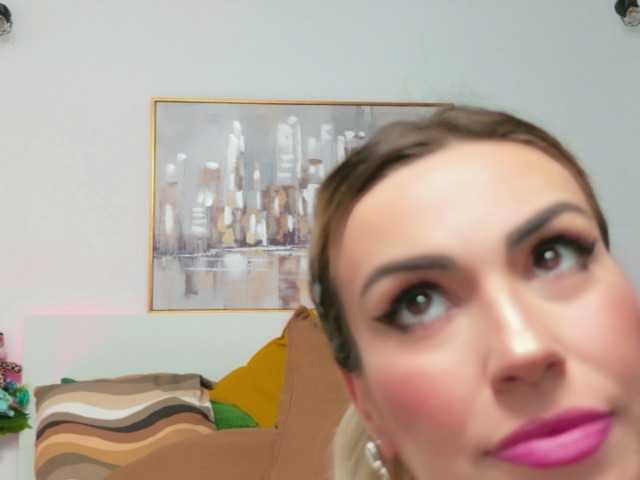 zoey-marie's BongaCams show and profile